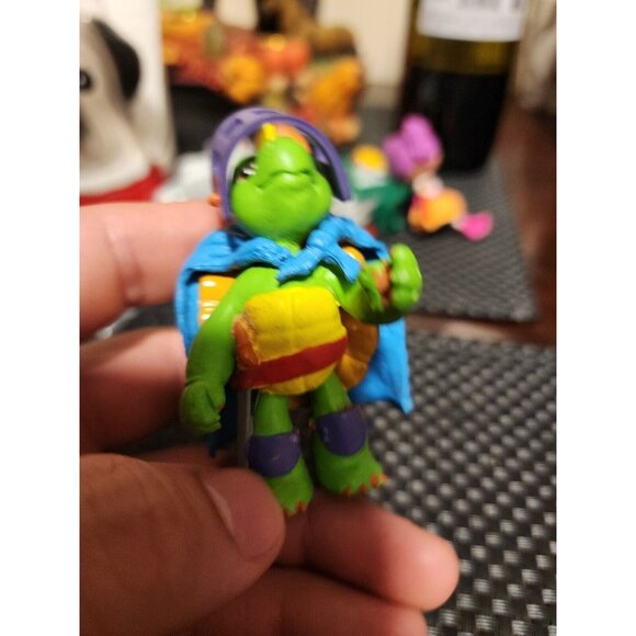 VTG Franklin the Turtle Knight W Blue Cape Toy PVC Figure Figurine 3" RARE READ - Picture 2 of 12